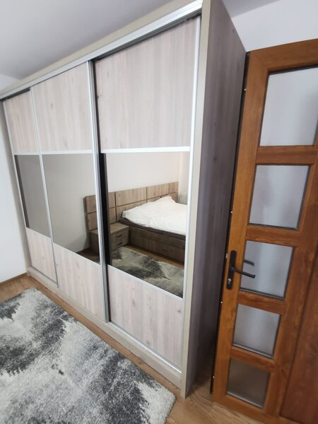 Nehoiu, centru, strada N. Costache, bloc A6, ap. 2, parter.